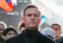 Алексей Навальный: борец с режимом или честолюбивый политик?