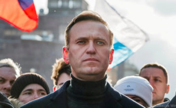 Алексей Навальный: борец с режимом или честолюбивый политик?
