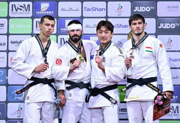 somon-mahmadbekov-zavoeval-dolgozhdannuju-medal-chempionata-mira-po-dzjudo-77069a9.jpg