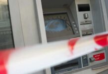 В России готовят законопроект, по которому банки будут блокировать счета всех, кого заподозрят в «политической ненависти»