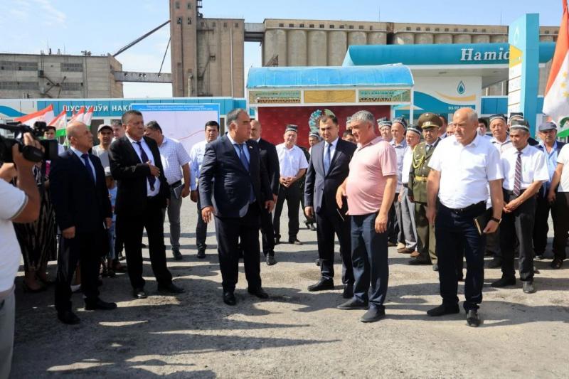 В Спитаменском районе начато асфальтирование дороги Нов-Саидкурган-Октеппа