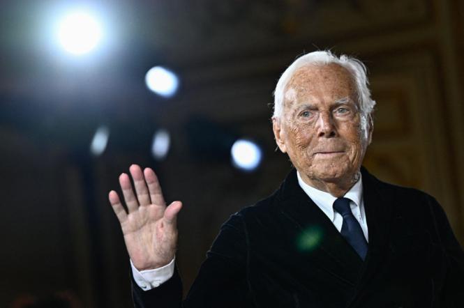 ushel-iz-zhizni-vsemirno-izvestnyj-italjanskij-dizajner-dzhordzho-armani-b81ef08.jpg