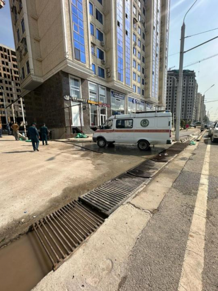 КЧС ликвидирует последствия непогоды в регионах Таджикистана