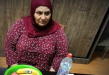 Жительница Душанбе арестована на пять суток за незаконное занятие гаданием и колдовством
