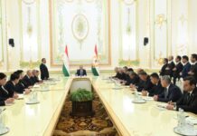 Эмомали Рахмон назначил новых заместителей министров и руководителей государственных органов